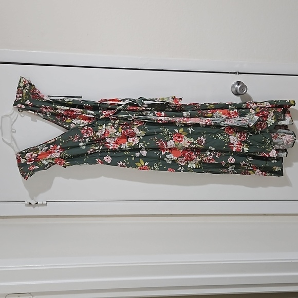 Bog Collective Dresses & Skirts - Women’s Green Floral Dress (Size S)